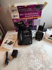AT T 1480 2.4 GHz Single Line Corded / Cordless Phone Answering System