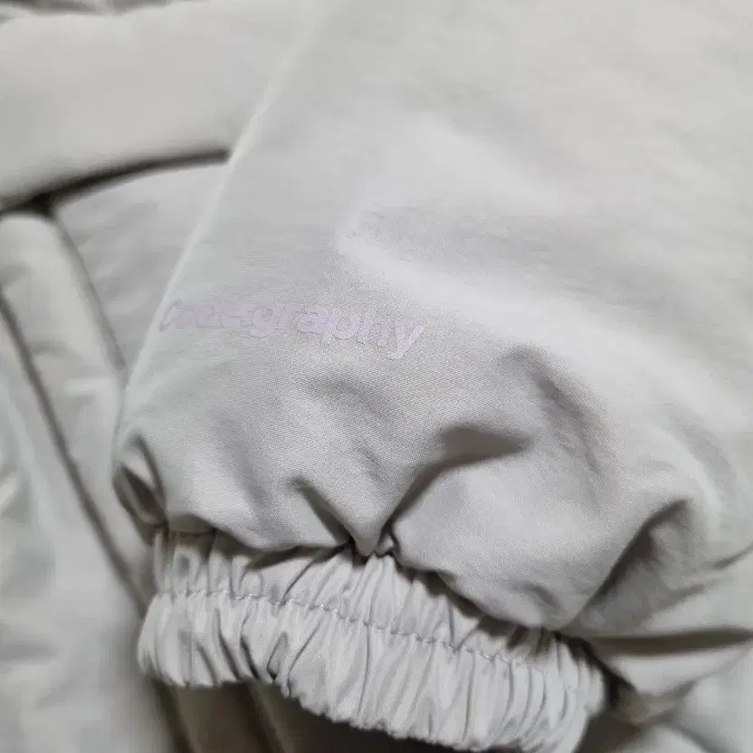 Codegraphy Utility Short Down Padding Light Khaki… - image 2