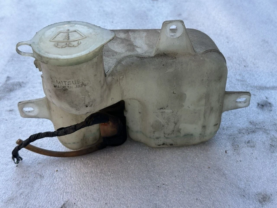 Honda Accord 1984 1985 sedán parabrisas lavadora líquido depósito botella Foto 2 de 4