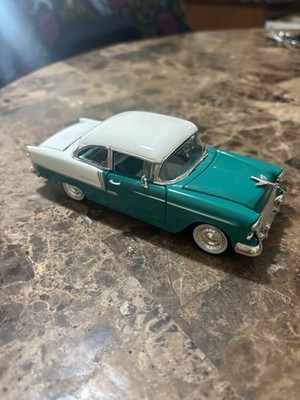 Arko 1955 Chevrolet Bel Air Diecast Model Car Green White, 1:32 Scale