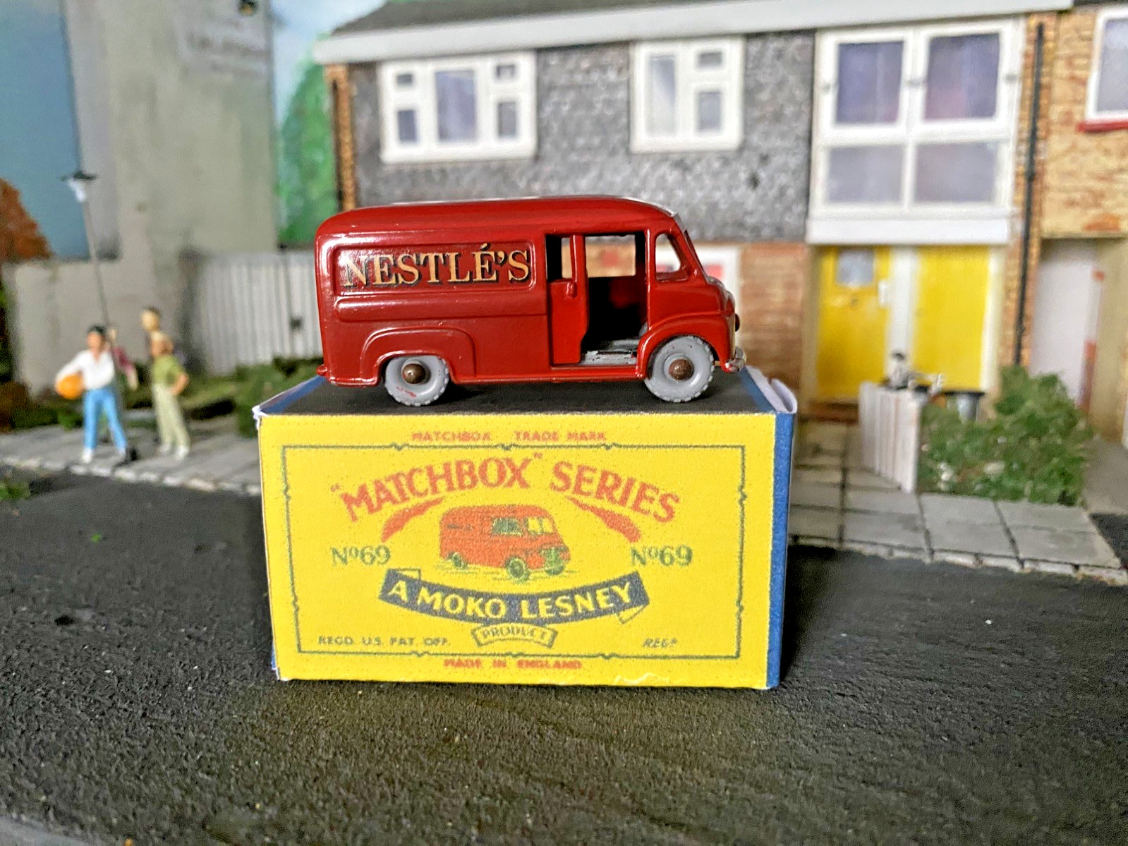 Matchbox 69a, Commer van Nestles - Free Price Guide & Review
