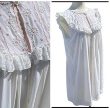 VTG Miss Elaine Gown Lingerie Pajama SIZE S / M Granny Cottage