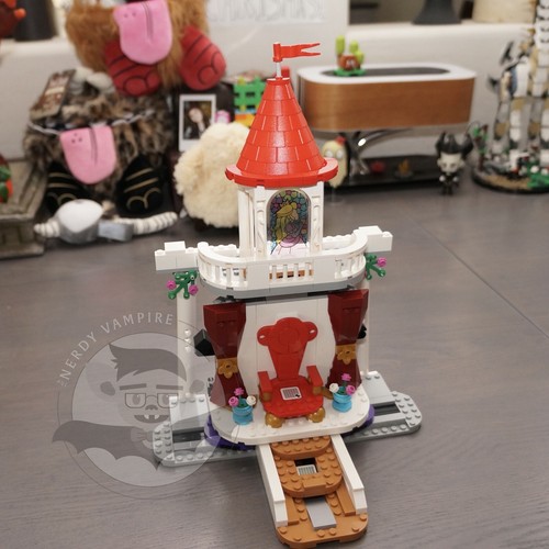 LEGO Super Mario Peach’s Castle 71408 | Interactive Castle Throne Room Build - Picture 14 of 14