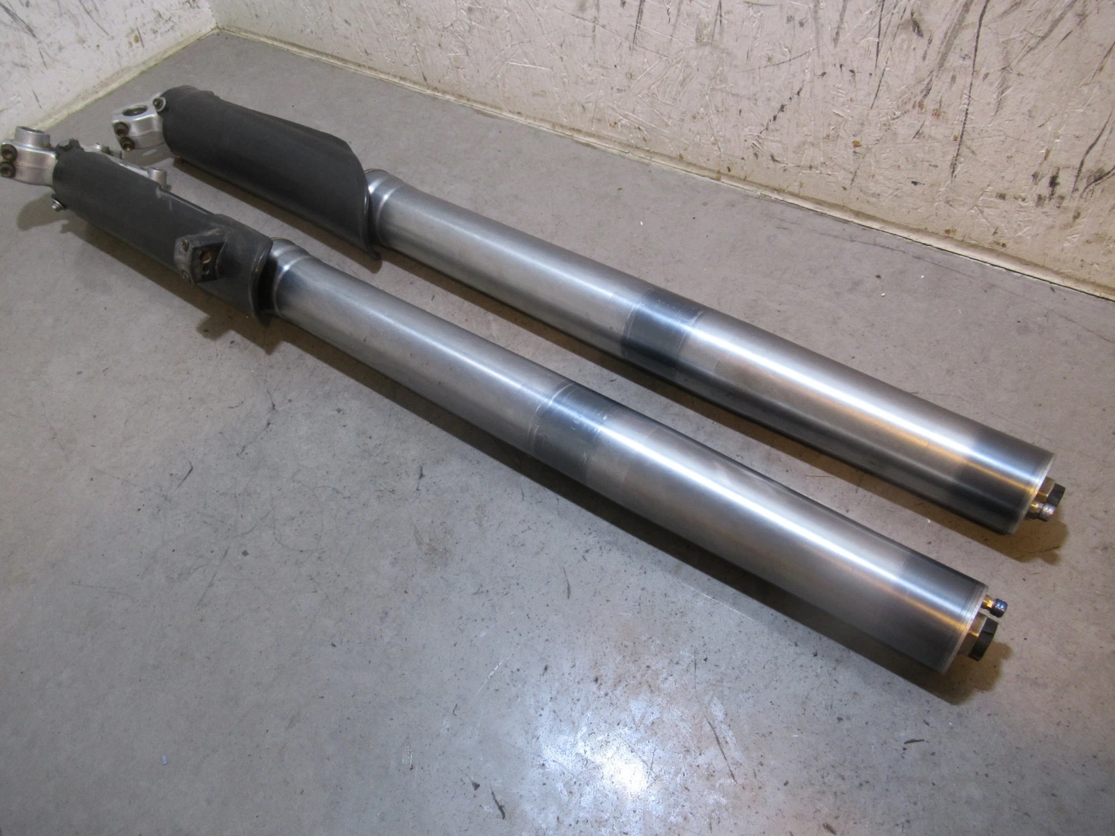 KTM 640 LC4 Adventure Forks Left Right 2001