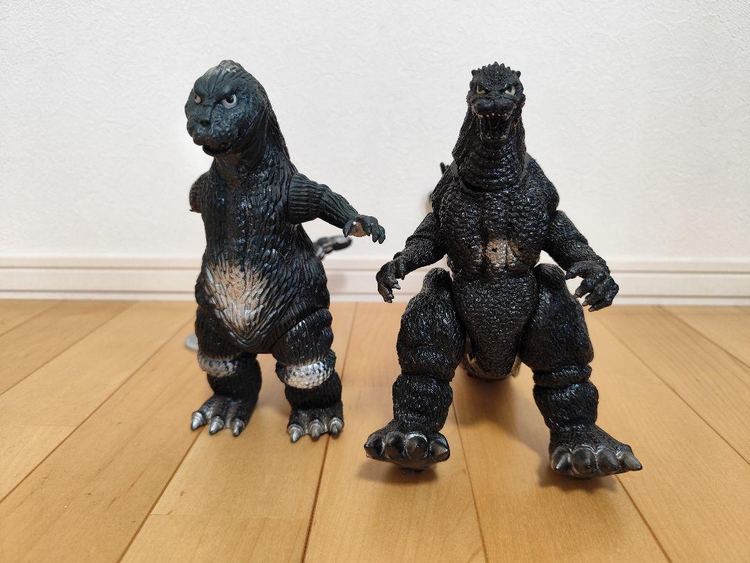 Godzilla Soft Vinyl Figure Movable Bandai 1983 1993 Set 2