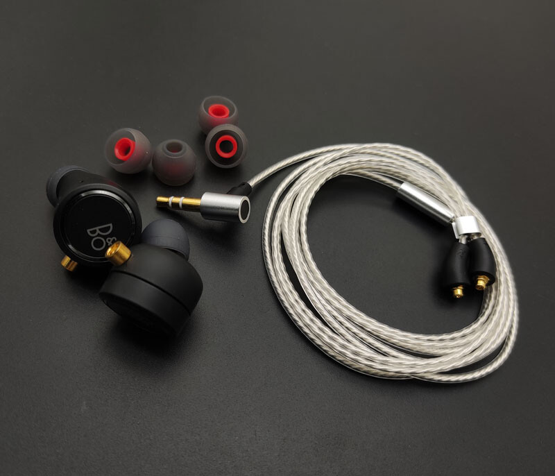 ヘッドフォン/イヤフォン BANG &amp; OLUFSEN (B&amp;O)  E8 Amazon.com: Bang & Olufsen Beoplay E8 2.0 True Wireless