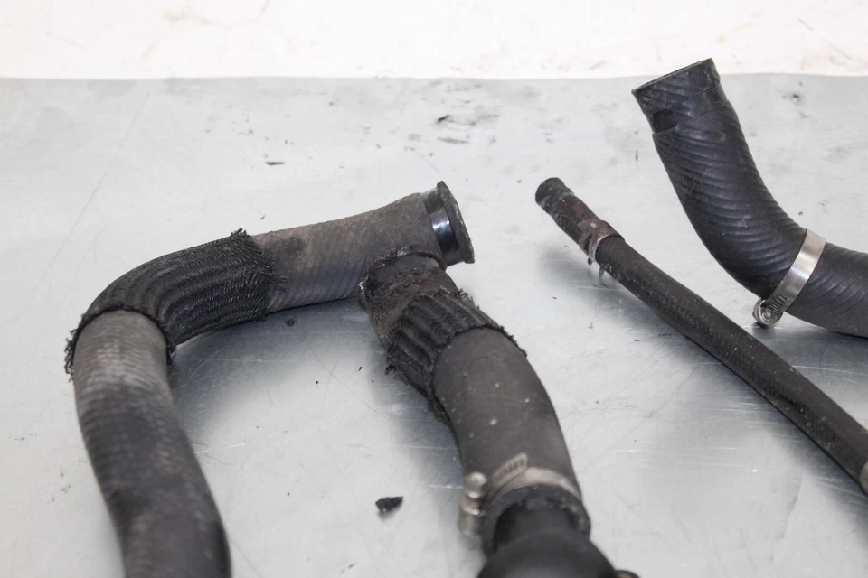 Комплект труб для шланга радиатора охлаждающей жидкости 03 04 2003 2004 Suzuki Gsxr 1000 - Изображение 4 из 4