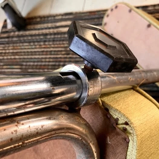 Vintage MCM Green Vinyl Portrait Chair by Irving Chase - Image 4 of 4