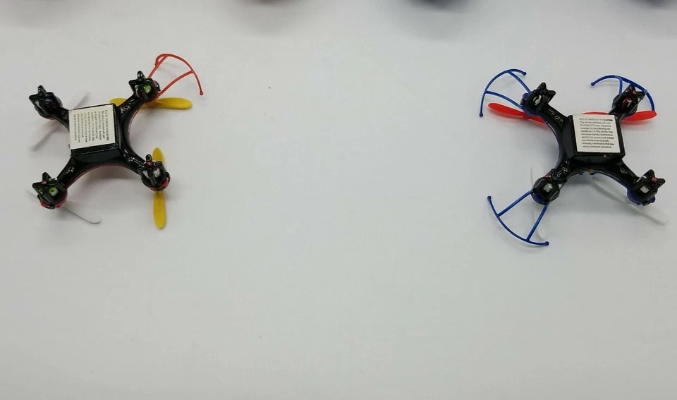 World Tech Toys Marvel Avengers Red & Blue Micro 2 Drone Lot RC Quadcopter AS IS - Image 4 of 4