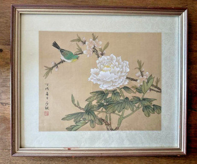 VINTAGE CHINESISCHER VOGEL UND BLUMEN HANDBEMALT AUF SEIDE, GERAHMT