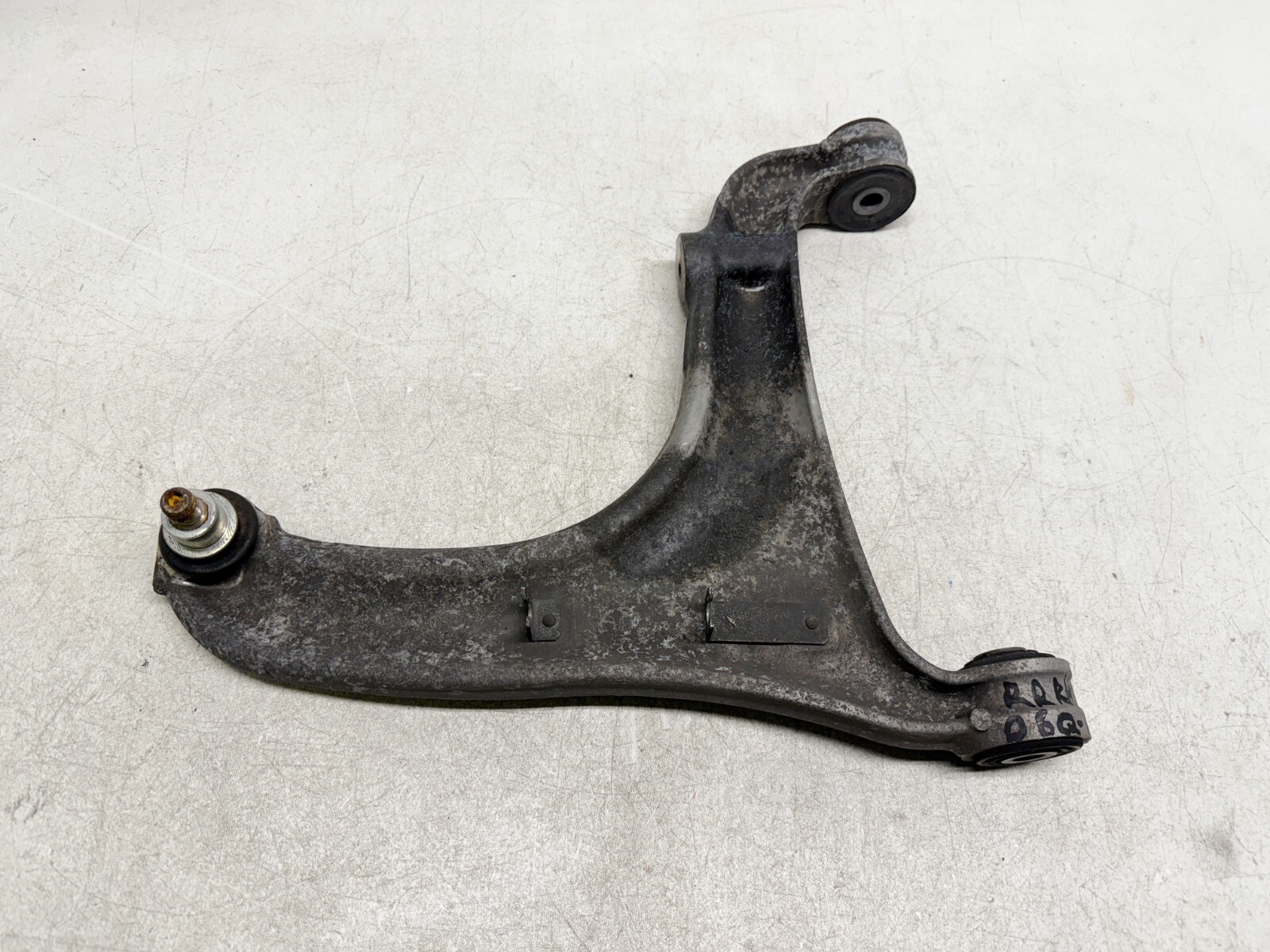P41155 2003-2012 Maserati Quattroporte M139 Rear Lower Control Arm Right OR Left