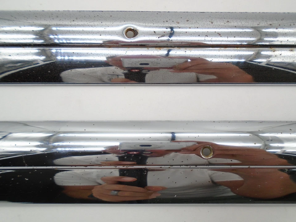 1957 Oldsmobile 88 98? Acabamento interno superior para-brisa L&R fabricante de equipamento original (pitting) - Imagem 3 de 4