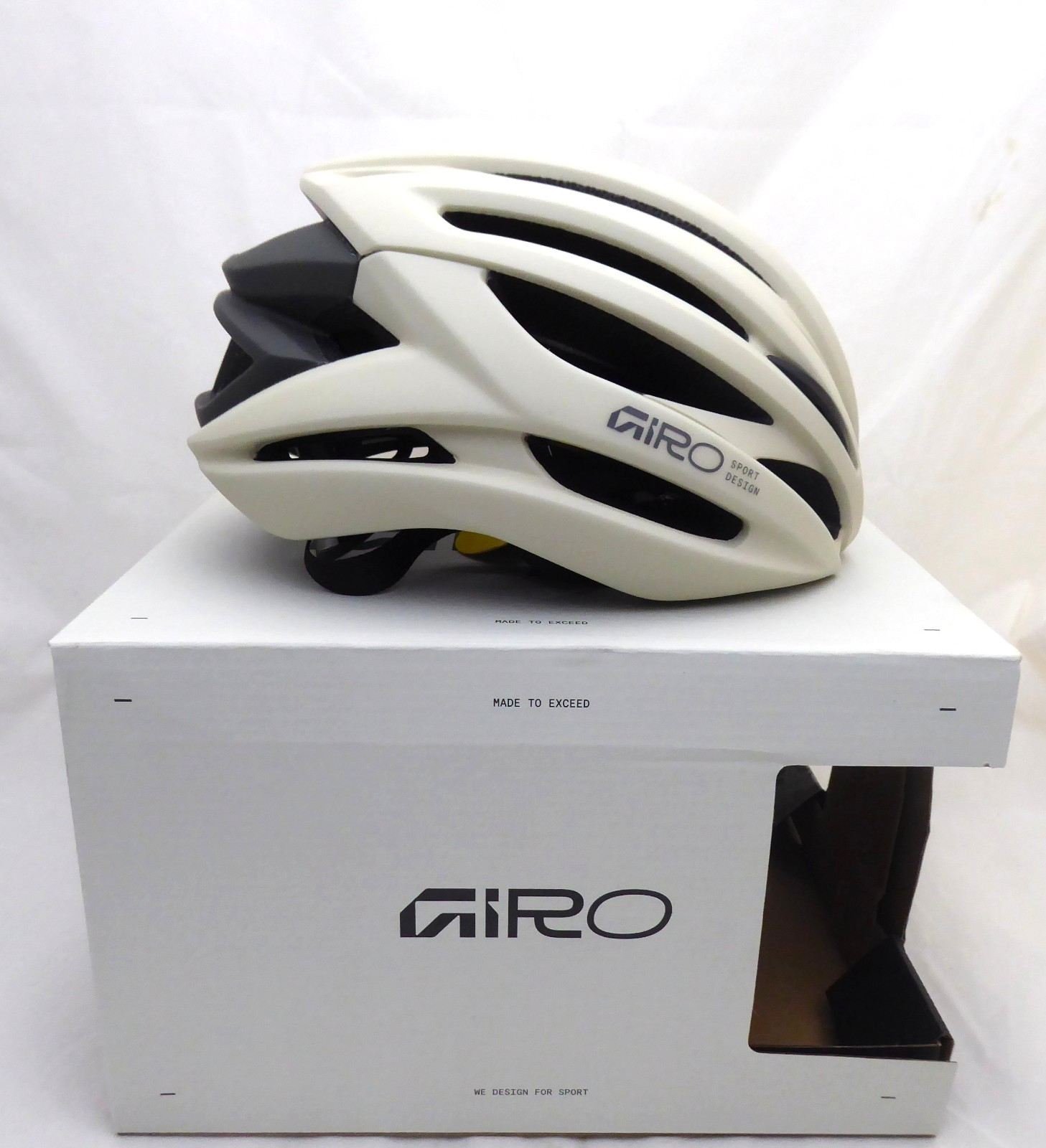 (New) Giro Syntax MIPS Matte Stone, Medium (139.95 USD)