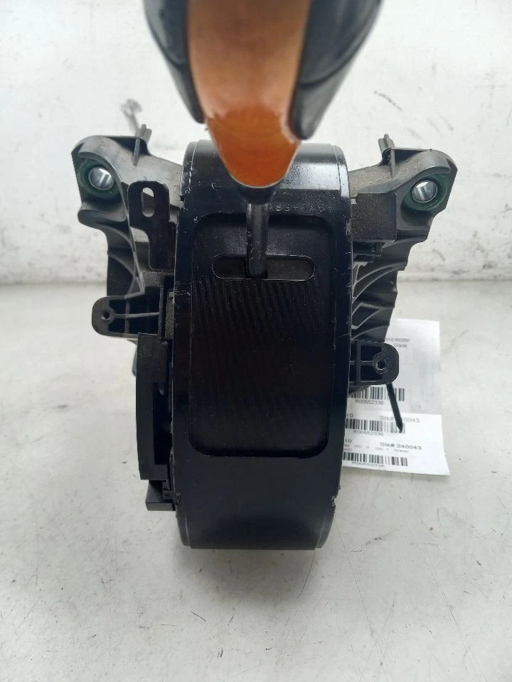 10 LEXUS RX350 TRANSMISSION SHIFT ASSEMBLY - Image 2 of 4