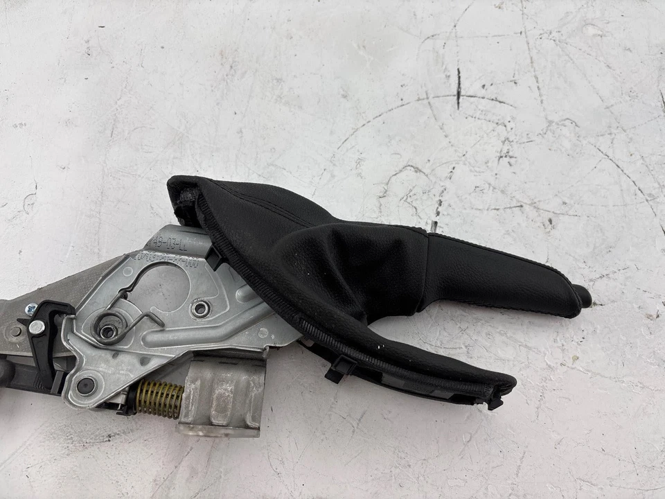 BMW 328i 335i E90 E91 2007-2013 palanca de manija de freno de mano de estacionamiento de emergencia OEM Foto 2 de 4