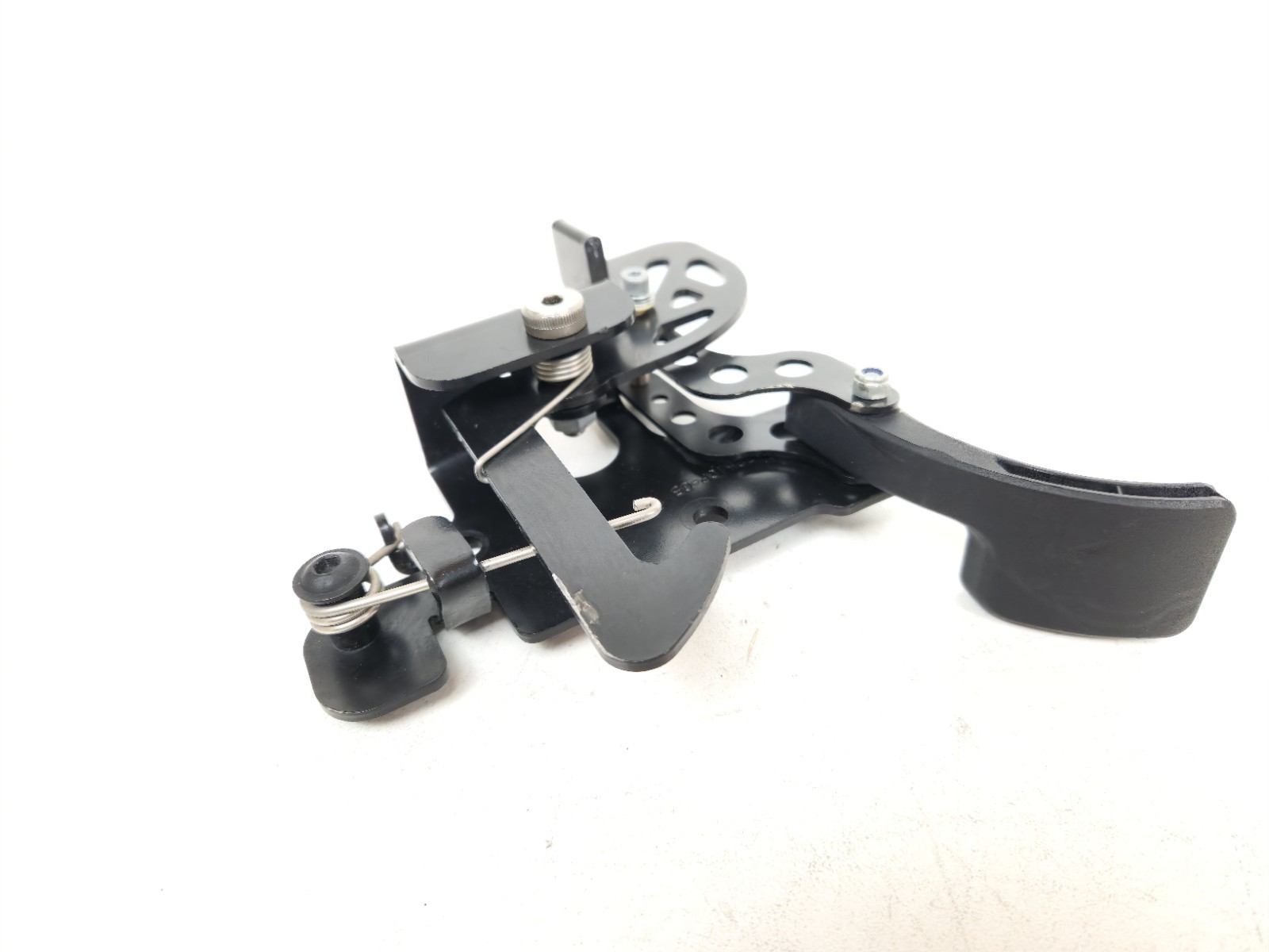 2015-2017 MCLAREN 675LT FRONT TRUNK LID HOOD LATCH 11A5261CP OEM