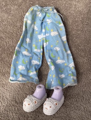 Bratz Doll Clothes Pajama Power Fashion Pack Sheep Slippers Shoes & Cloud PJS