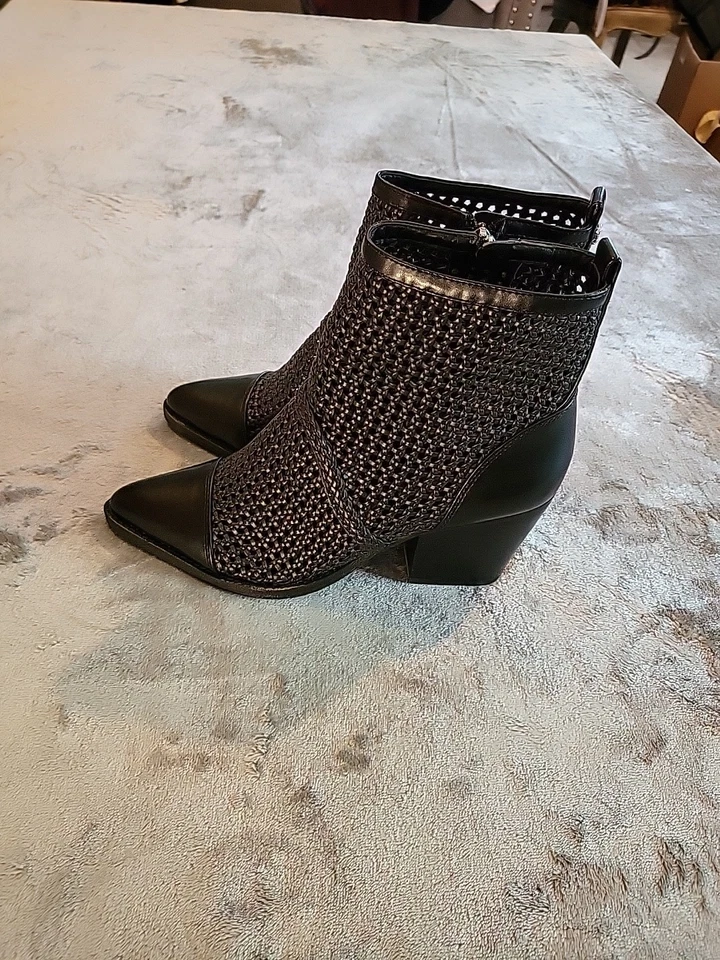 Botas ocidentais femininas Sam Edelman Elita preto bloco recortado pontiagudo tamanho 7 ** - Imagem 4 de 4