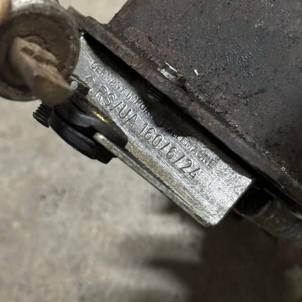 Abril 1957 Porsche 356 A regulador de voltaje 40 amperios 6V BOSCH 6 voltios Foto 3 de 4