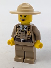 LEGO City Forest Police Station Minifigures & Accessories - Lot of 5 - 4440