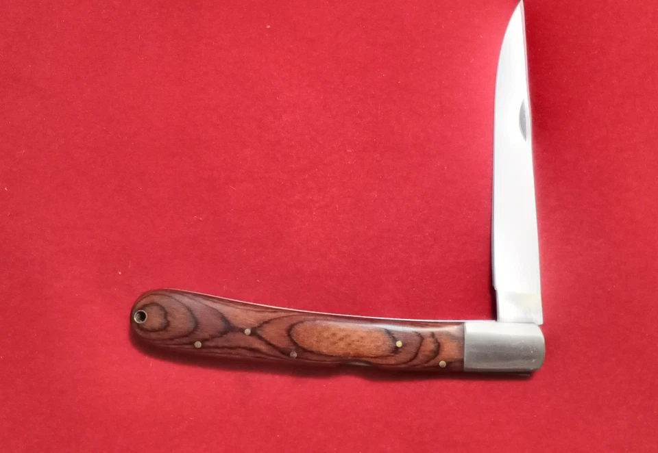 Hermosa Navaja de Bolsillo Hoja de 5 Pulgadas Bloqueo Mango de Madera Quemada Bien Construida Foto 3 de 4