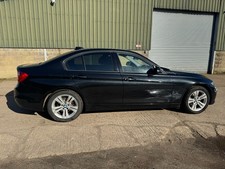 BMW 318D SPORT 2014 - 64 PLATE