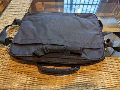 Wenger Structure 16'' Slim Laptop Case   Black Padded Water-Resistant Bag