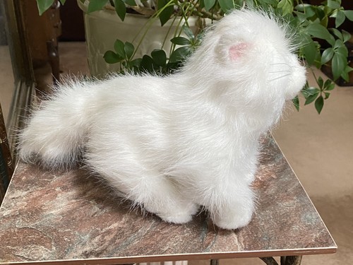 Ganz Webkinz Persian White Cat Kitty 8" Plush Stuffed Animal Blue Eyes HM110 - Picture 5 of 11