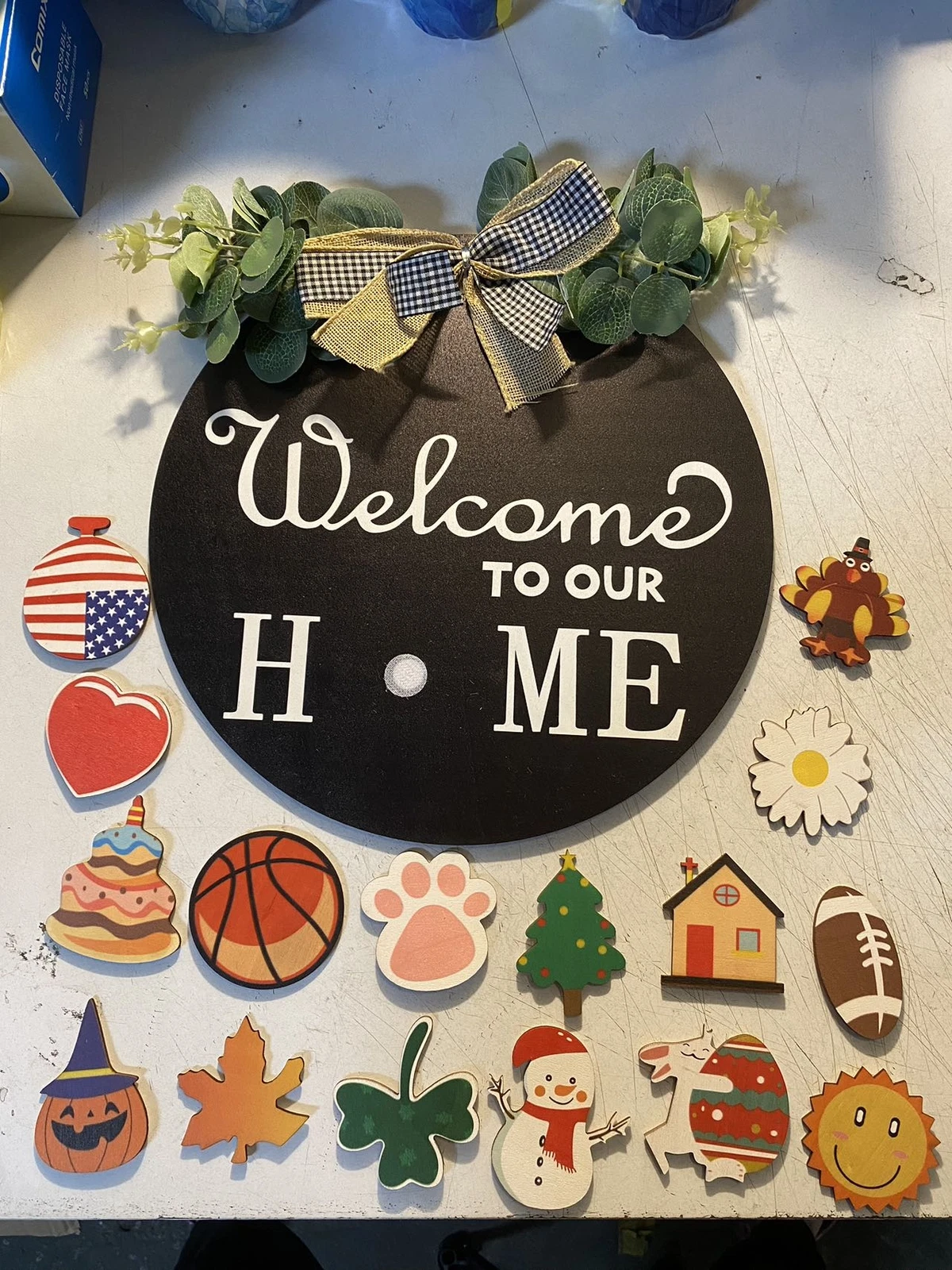 16pcs Interchangeable Seasonal Welcome Sign Front Door Decor Rustic Wood Wreath