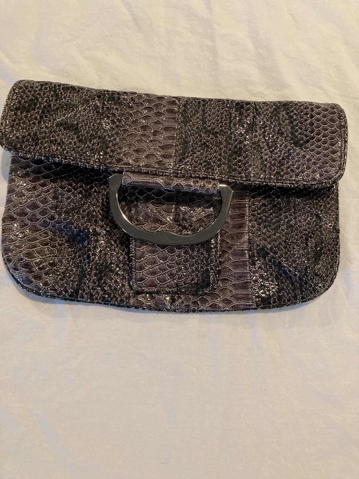 bcbgeneration clutch