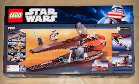 LEGO  STAR WARS  7959  GEONOSIAN STARFIGHTER  2011  SEALED