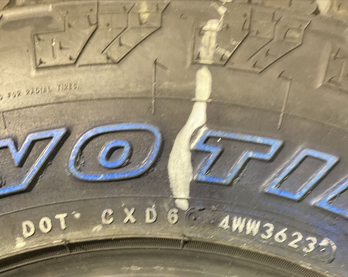 4 Used TOYO OPEN COUNTRY A/T III LT235/75R15 104S C1 OWL eBay