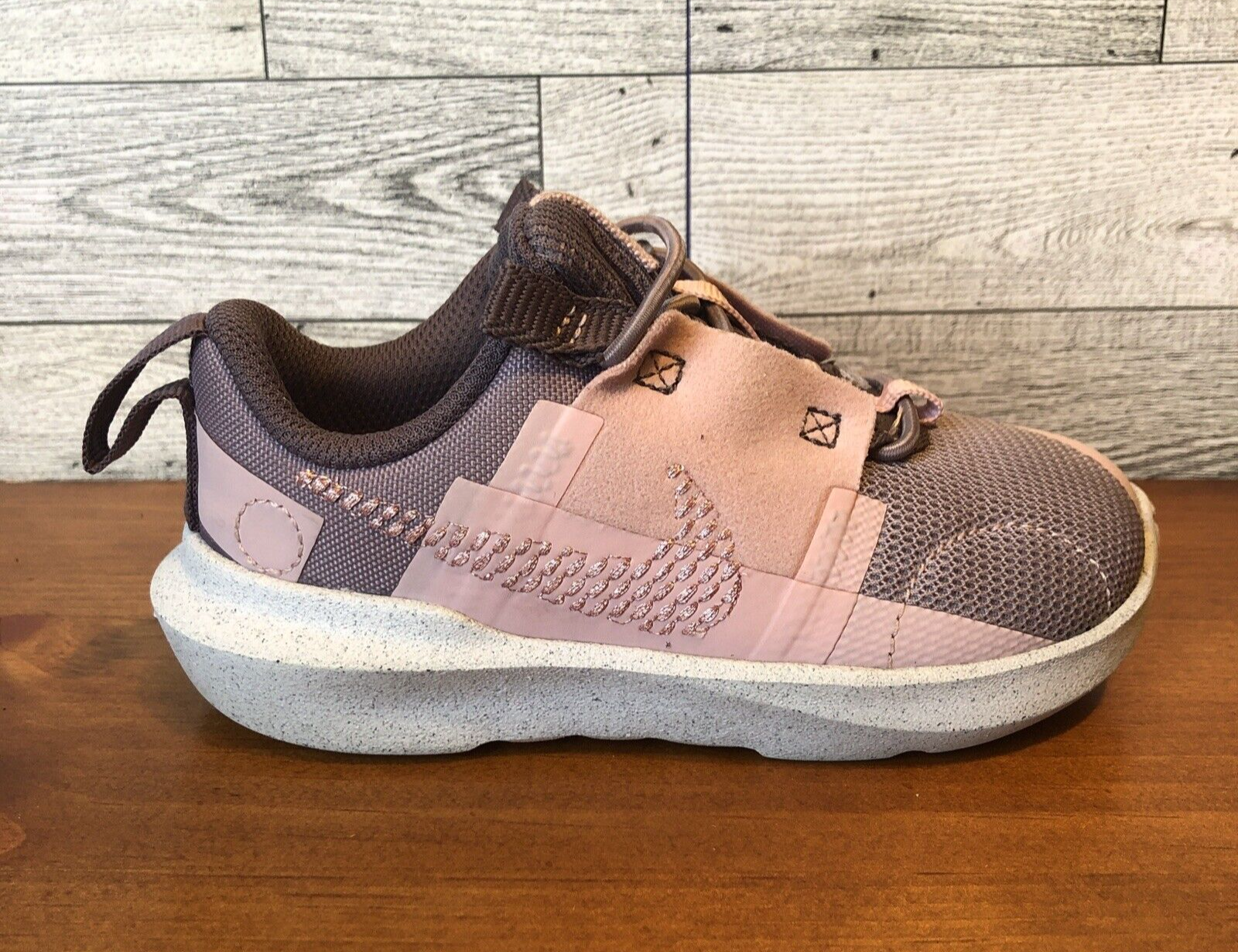 Picture 1 of 12