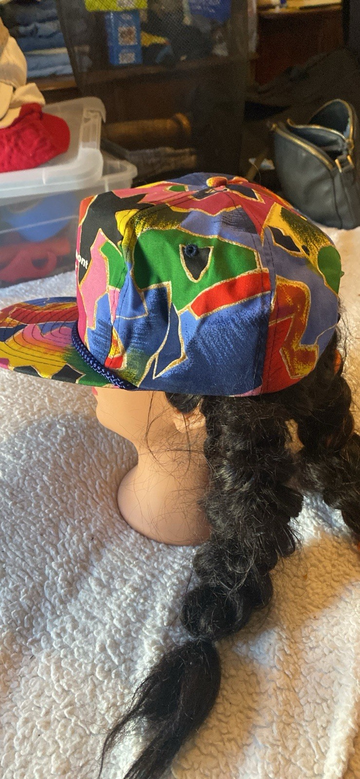 Vtg Multicolor Abstract Pattern Logo Westmont Int… - image 4