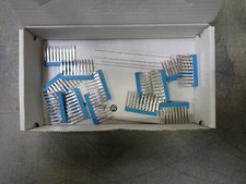 NEW (LOT of 17) Allen-Bradley 1492-CJP2-10-B Center Jumpers - Blue