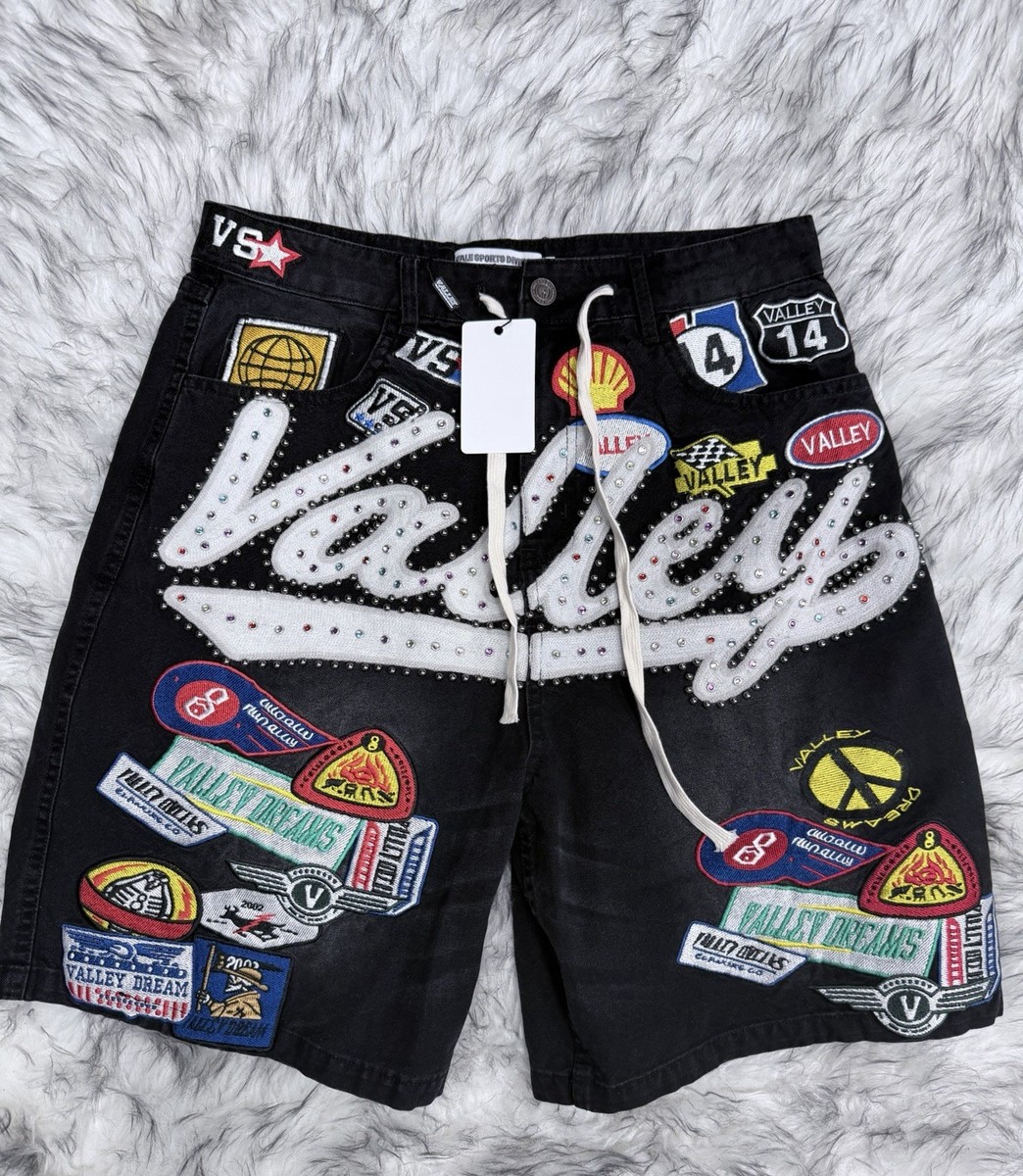 【BLACK】Denim bermuda pants STEEL EMBOSSED DENIM CARPENTER SHORTS – MENACE