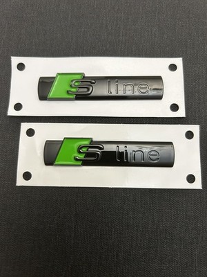 2 x Glanz Schwarz und Grün S Linie Seitenabzeichen ABS Aufkleber Abzeichen Decals