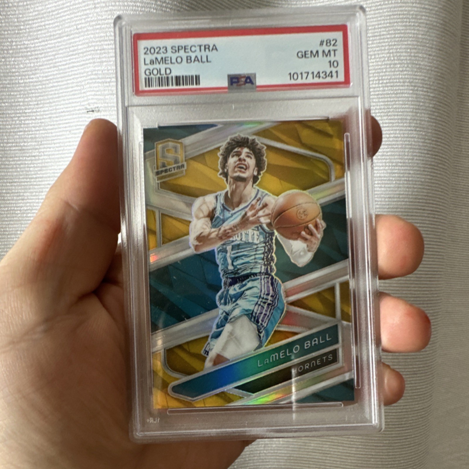 *POP 1* 2023-24 Panini Spectra Gold Prizm LaMelo Ball #82 PSA10 2/10