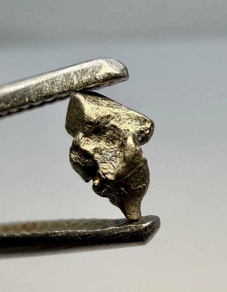 Natural Platinum/Rare Nugget/Konder massif, Russia) – 2.195 ct - Image 2 of 4