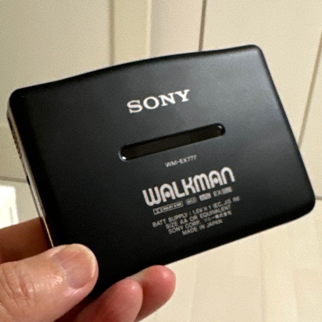 Sony WM-EX777 Cassette Walkman LCD Remote Earphones AA Serviced