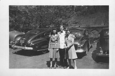 Old Vintage Photo Buick Special 40 Classic Car Man Women Trio Affectionate Old Vintage Photo Buick Special 40 Classic Car Man Women Trio Affectionate