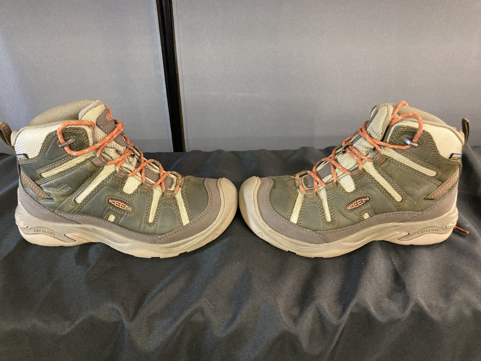 Stivali da trekking KEEN uomo Circadia mezza altezza comodi impermeabili taglia 7