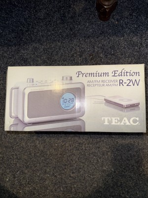 Am/Fm Reciever digital alarm clock | eBay