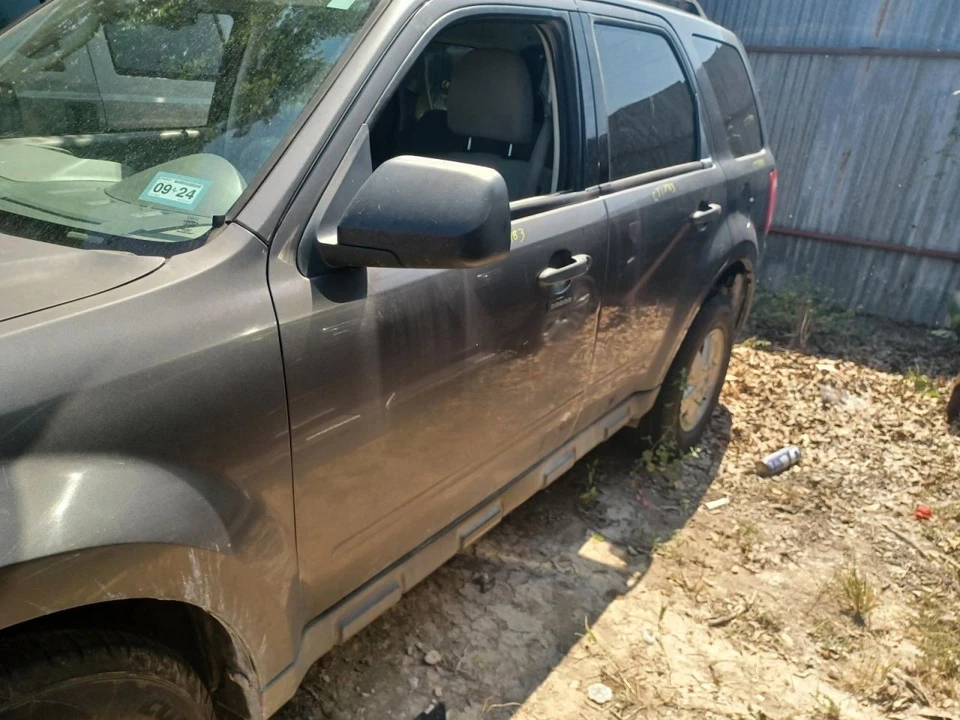 (LOCAL PICKUP ONLY) Trunk/Hatch/Tailgate Privacy Tint Glass Fits 10-12 ESCAPE 60 - Image 2 of 4