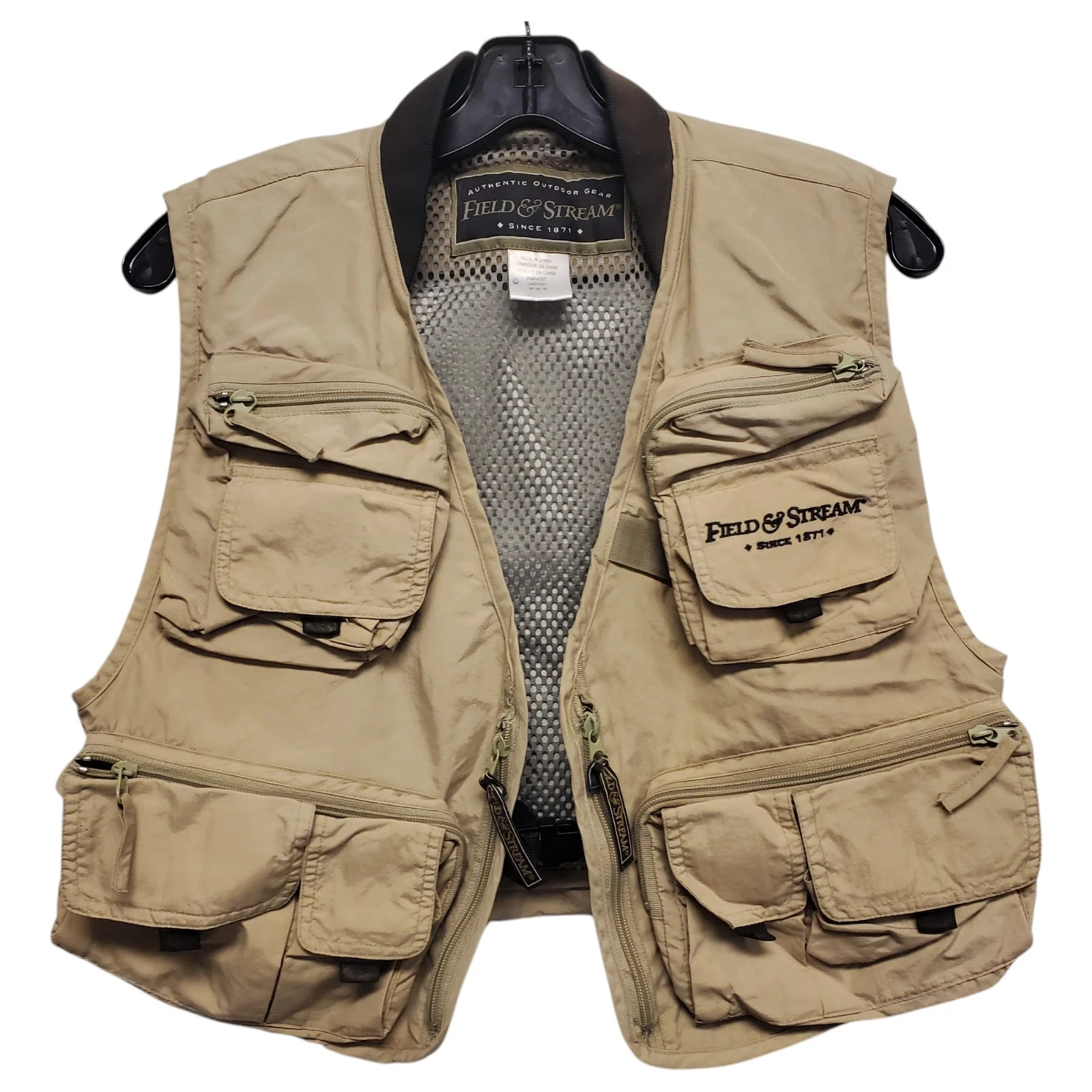 FIELD & STREAM Vest Adult Medium Beige Fly Fishing Utility Zip Pockets Outdoors