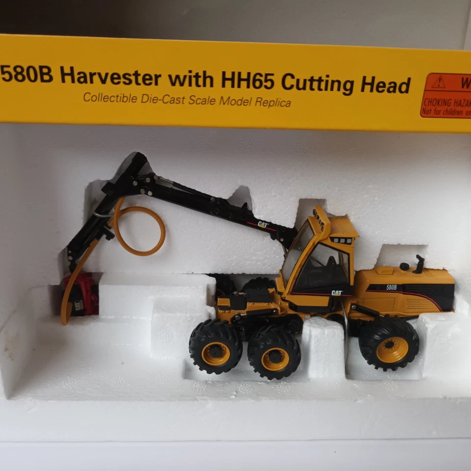 Caterpillar 580B Engin débardage Forestier - 1/50 - Norscot 55123 - Photo 2/4