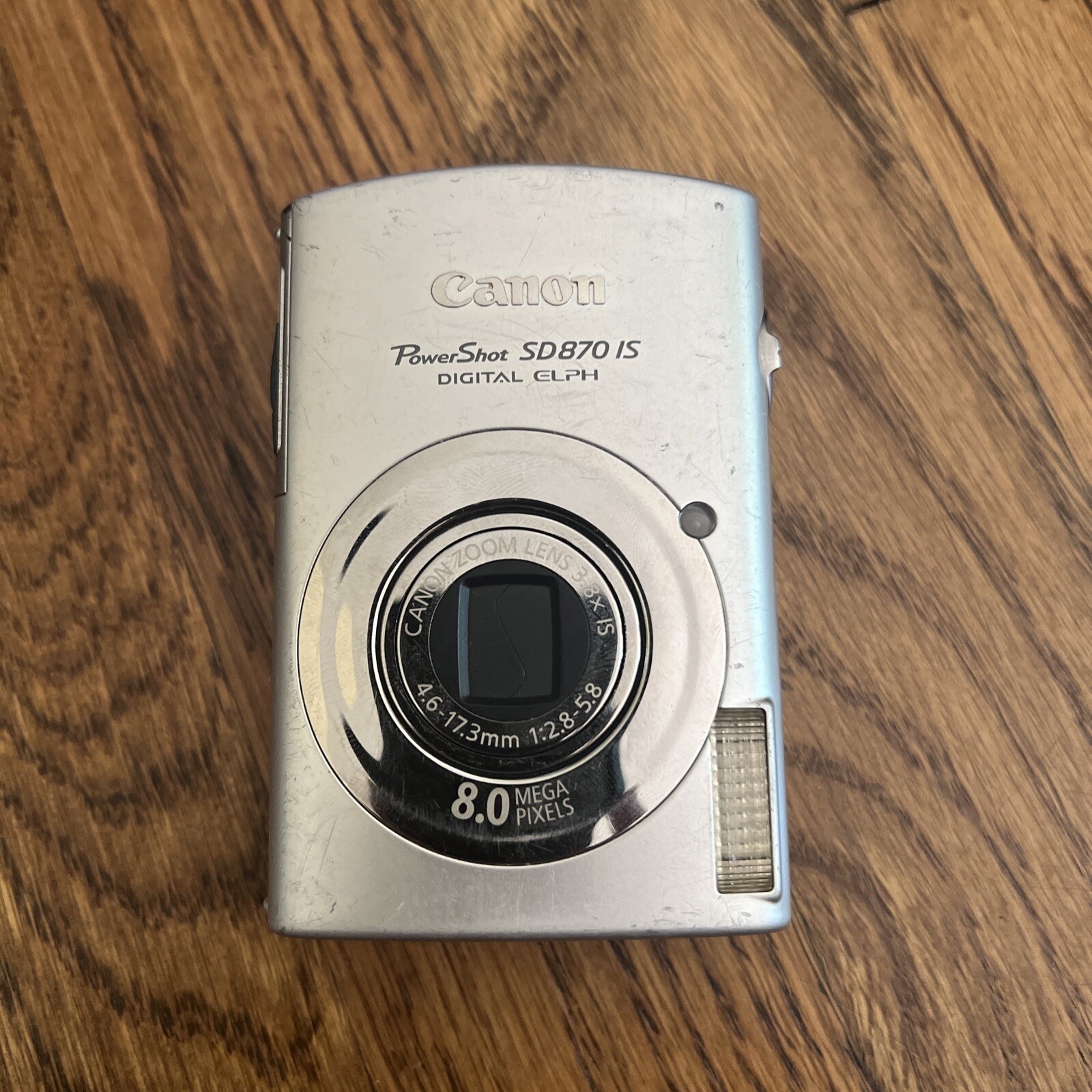 Canon PowerShot SD870 IS Digital ELPH 8.0MP Camera Parts or Repair