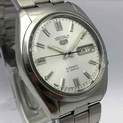 Seiko 5 Automatic 7S26-0590 Day/Date Vintage Men's Watch