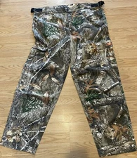 Realtree Camo Habit Pants  Sz XL New WO Tags 100% Algodon 32” Inseam 106699