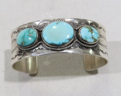 ナバホ バングル Navajo 925 Johnson Yazzie 私 ナバホ バングル